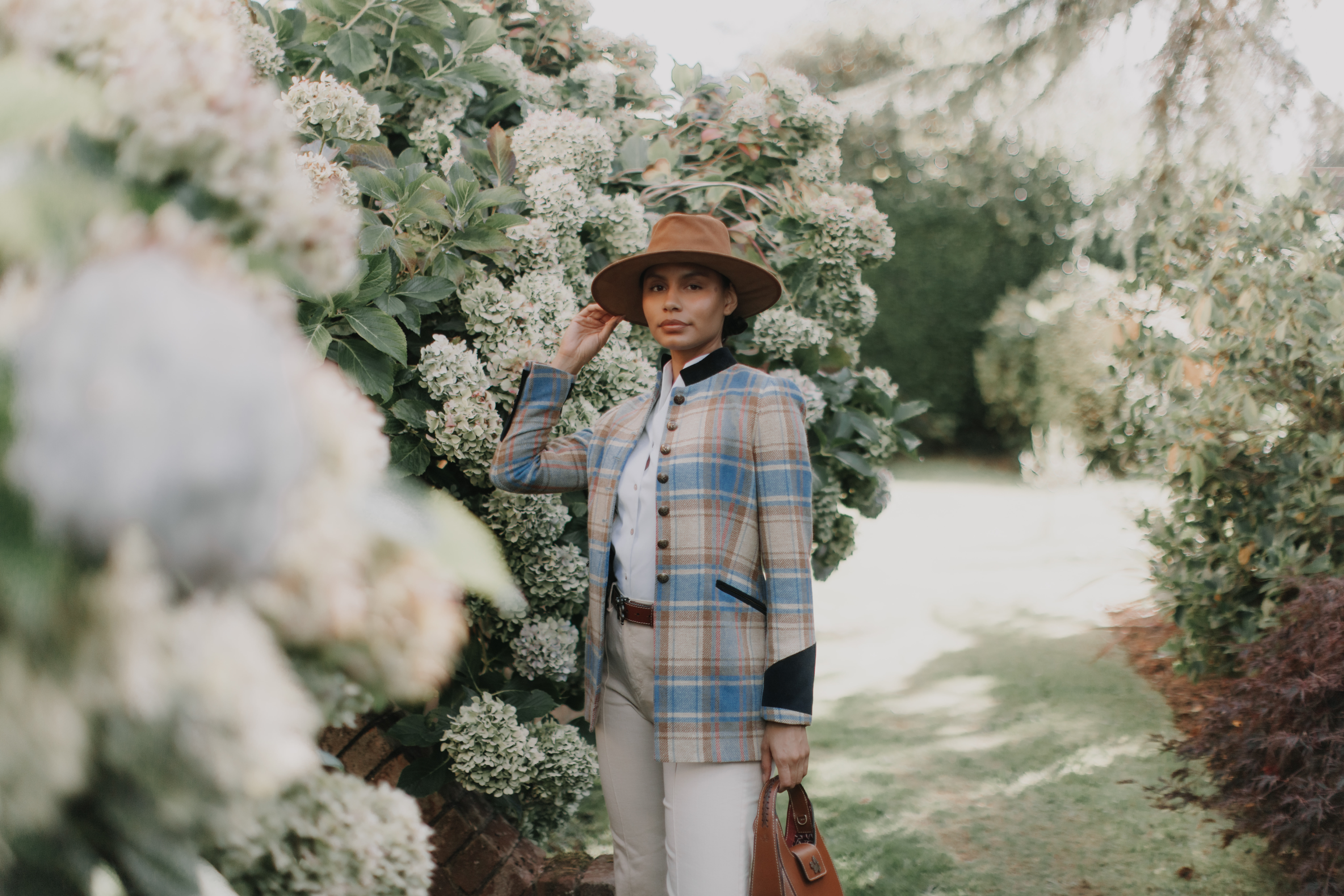 Building Your Capsule Wardrobe: 5 Jackets Every Woman Needs