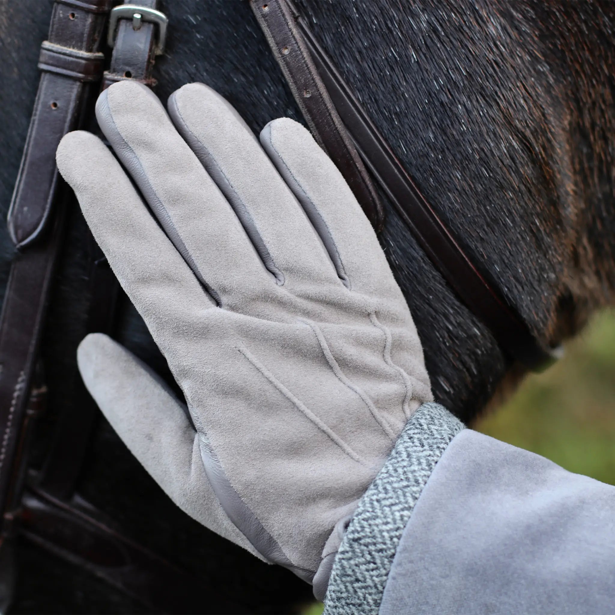 Leather & Suede Grey Driving Gloves