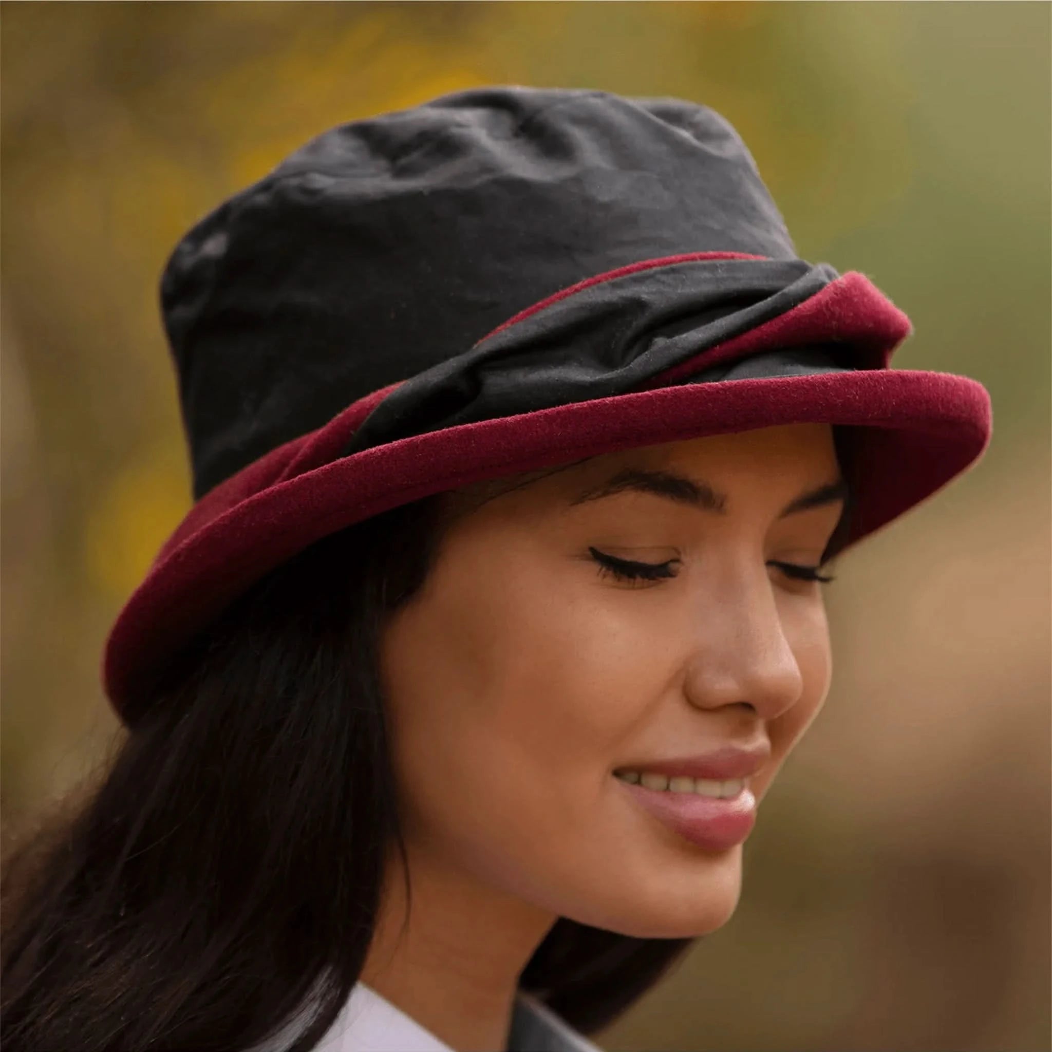 Wax Twist Black/Red Hat - Welligogs