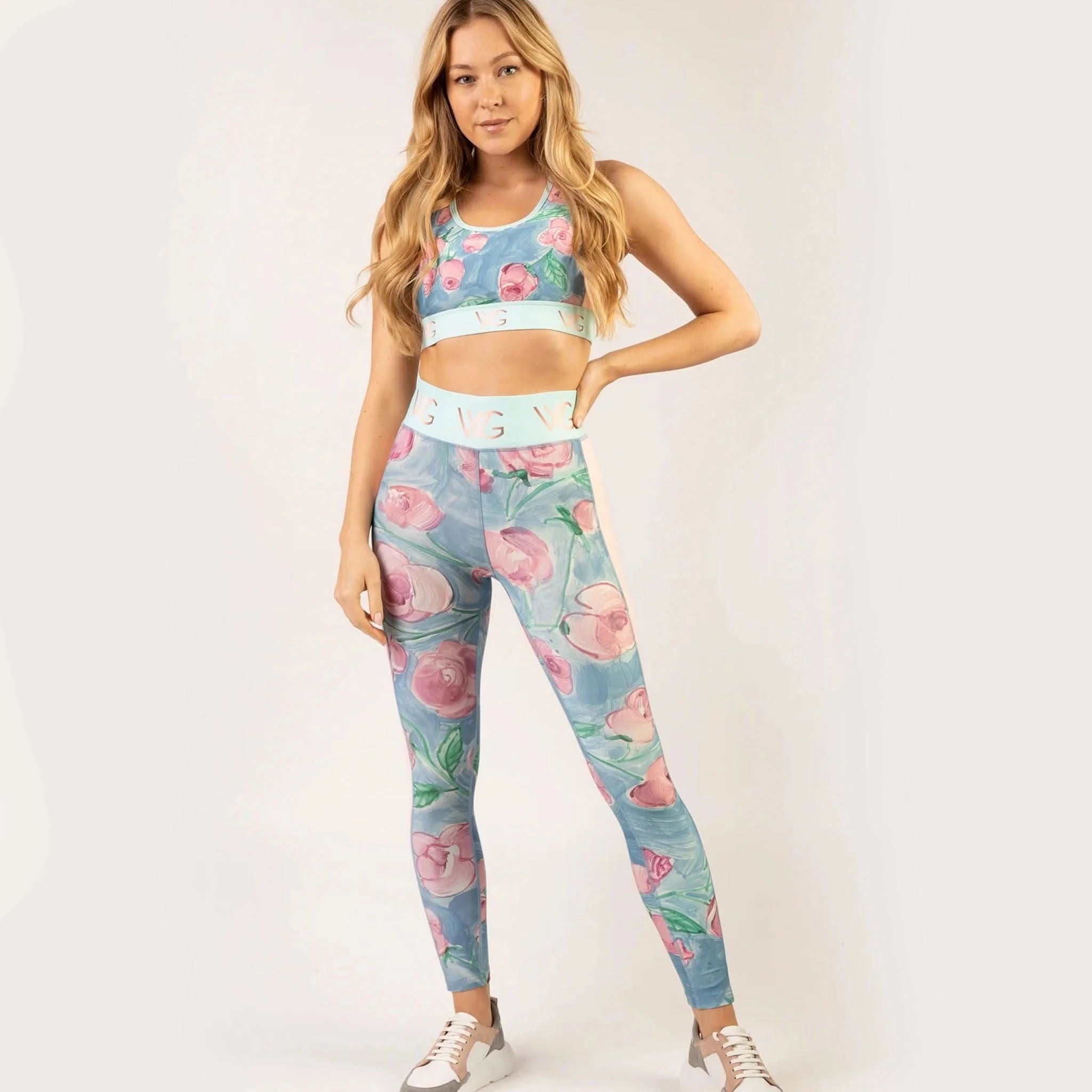 WG Flex Sustainable Blue Roses Crop Top - Welligogs