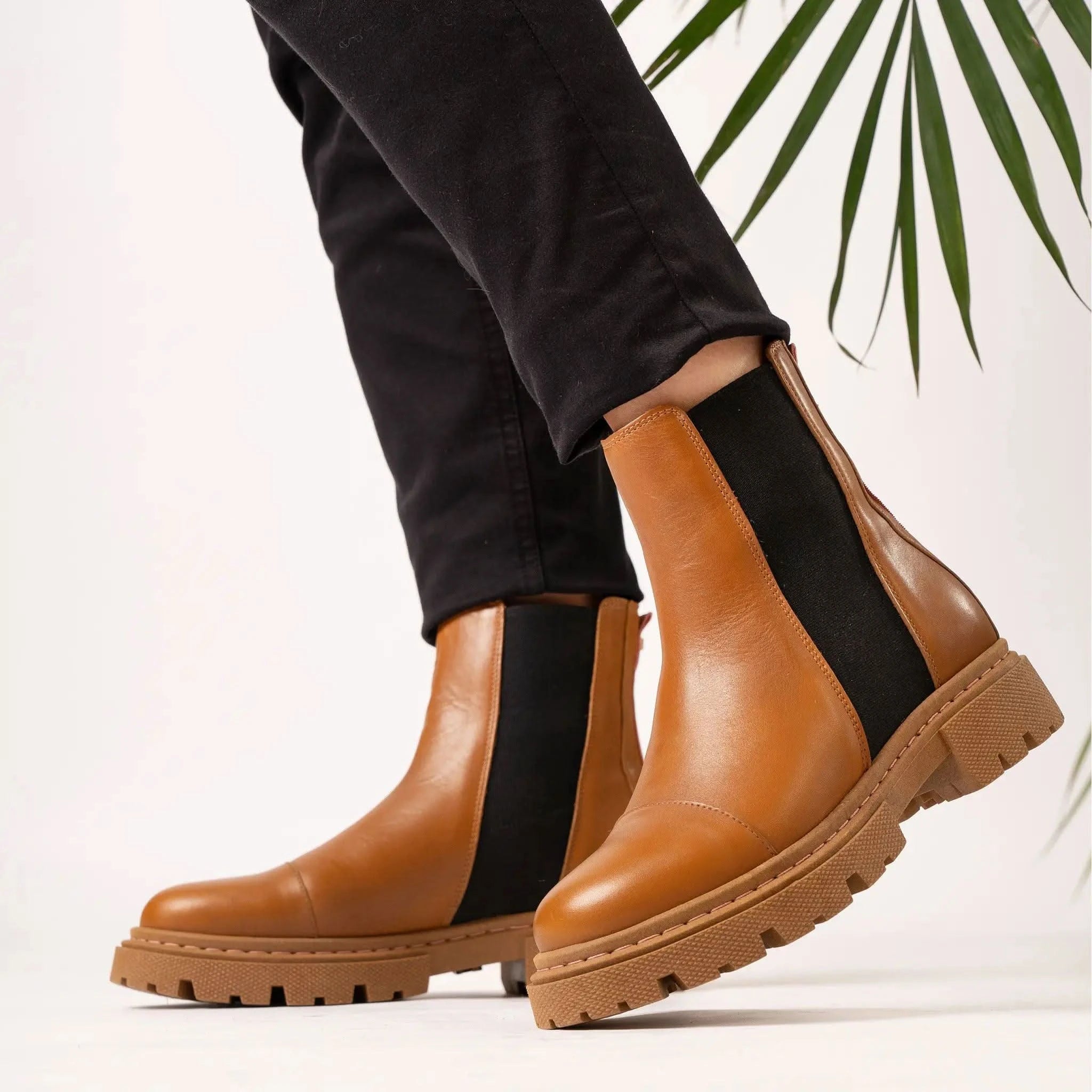 Rio Tan Chunky Boots - Welligogs